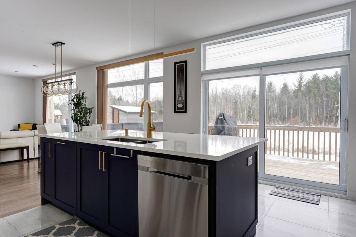 Luxury New Home - With Parking Mirabel Ngoại thất bức ảnh